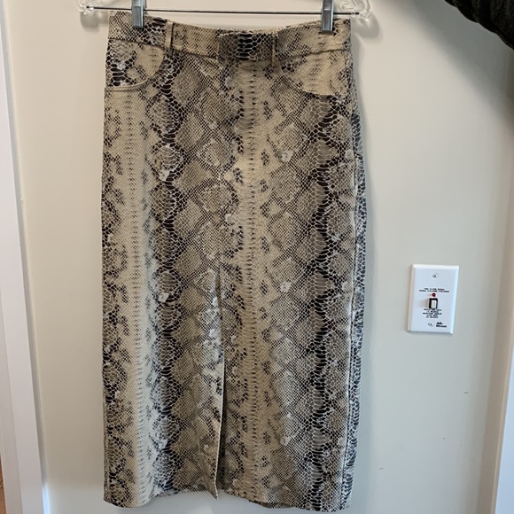 Zara snakeskin midi skirt size MEDIUM - Picture 1 of 5